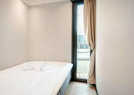 Moderne Houseboat Op Het Water! * Assendelft