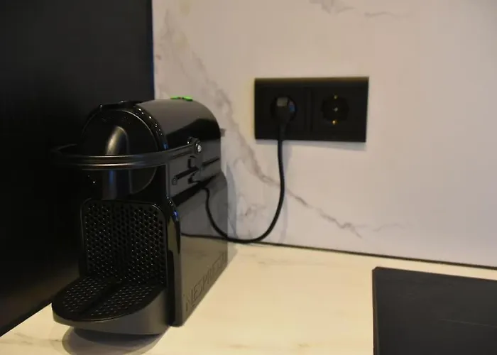 Moderne Houseboat Op Het Water! 보트호텔 *