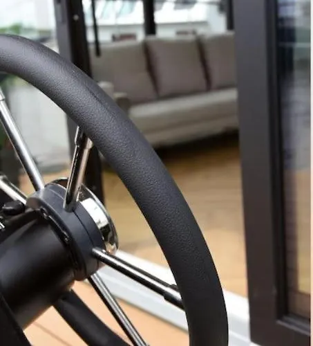 Moderne Houseboat Op Het Water! 어센더프트