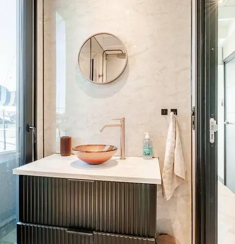 보트호텔 Moderne Houseboat Op Het Water! 어센더프트