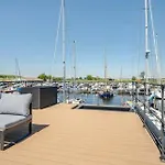 Πλωτό κατάλυμα Moderne Houseboat Op Het Water! *